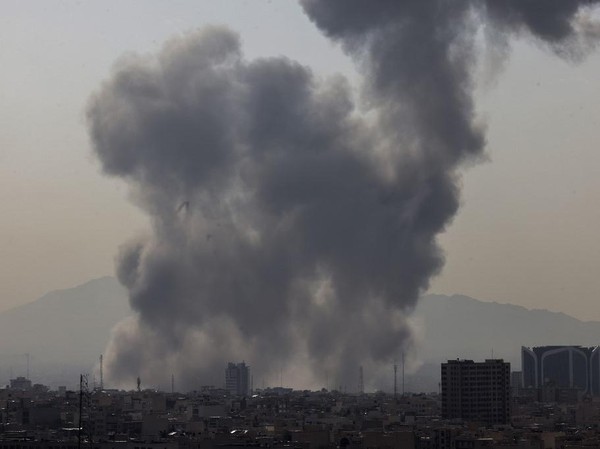 Status Darurat! Israel Lakukan Serangan Rudal ke Iran, Sirene Peringatan Dibunyikan