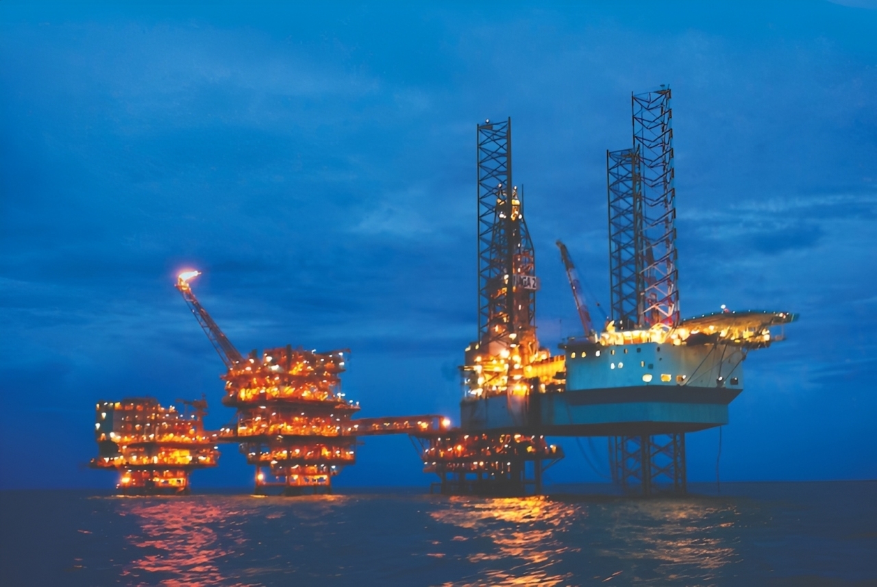 China Panik Kehabisan Minyak Iran, Desak Blokade Selat Hormuz Segera Dibuka