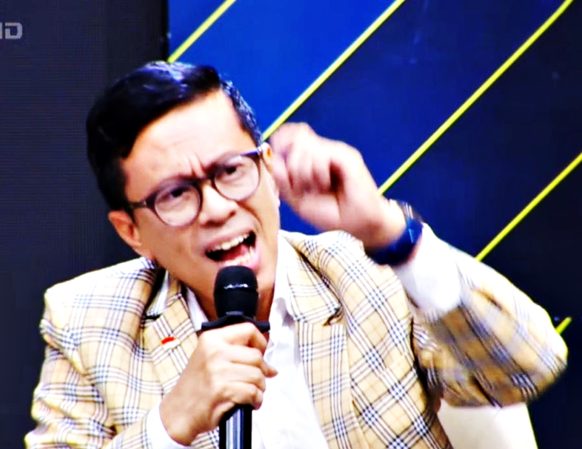 Terbongkar! Andi Azwan Sebut ada 'Tangan Tak Terlihat' yang Danai Isu Ijazah Jokowi