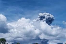 Erupsi Gunung Dukono Kembali Meningkat, Kolom Abu Capai 1,4 Kilometer Warga Diminta Waspada