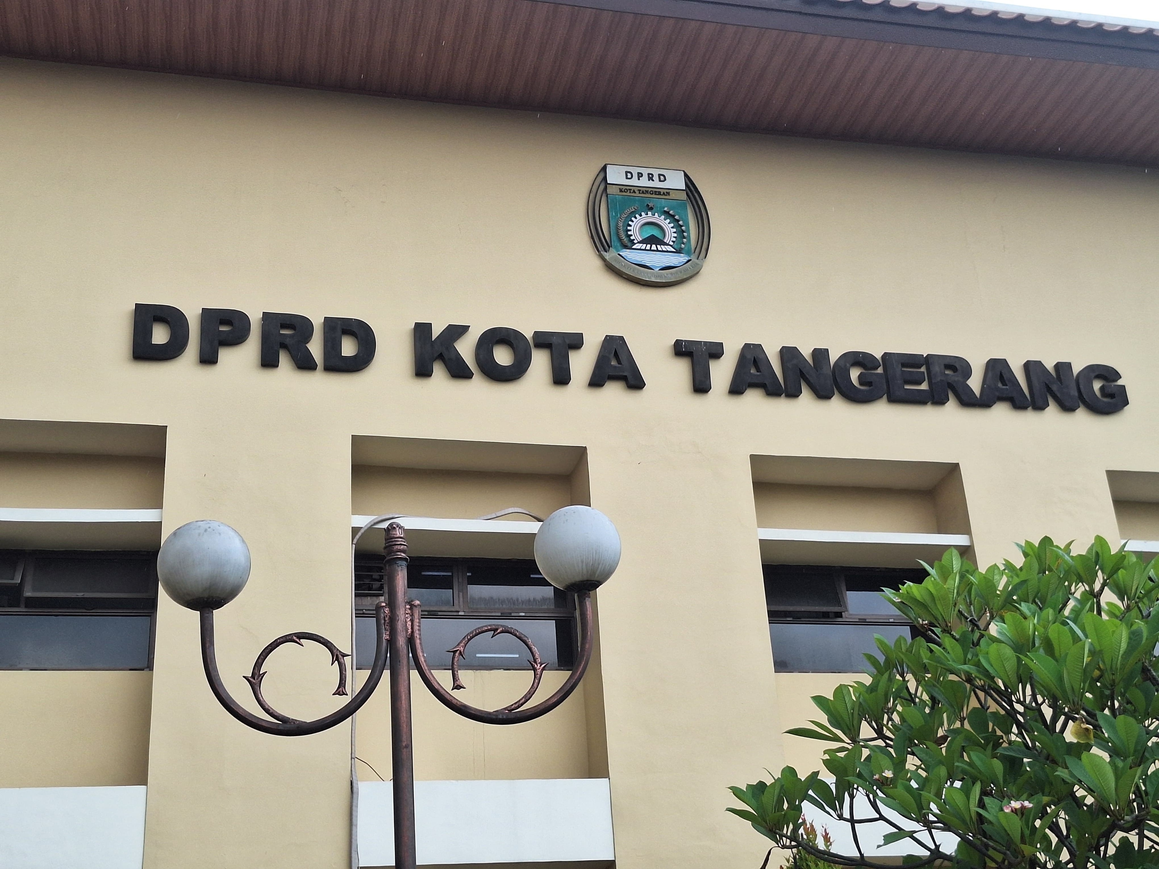 Warga Parung Kored Tergenang Air, Anggota DPRD Kota Tangerang Bantah Tutup Drainase