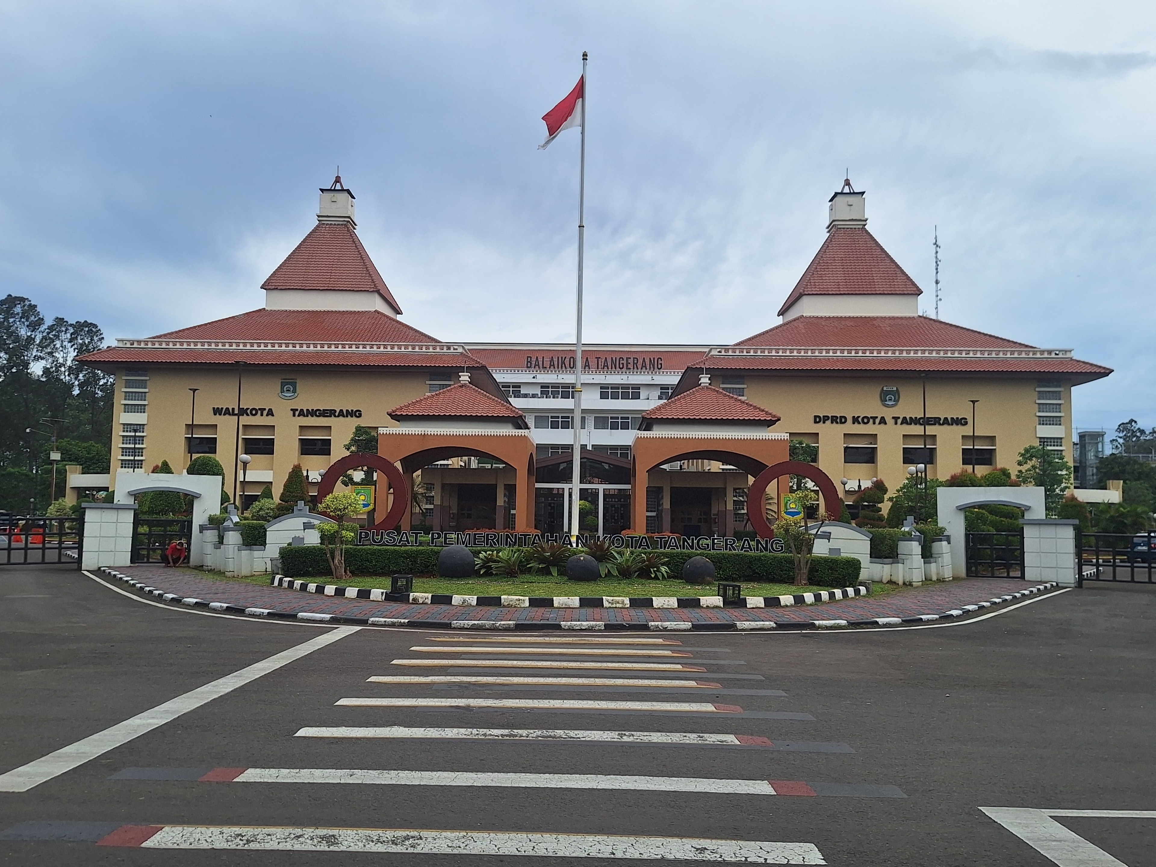 Tata Kelola Pajak Kota Tangerang Diduga Tabrak Aturan, Dua Dinas Rebutan Wewenang?