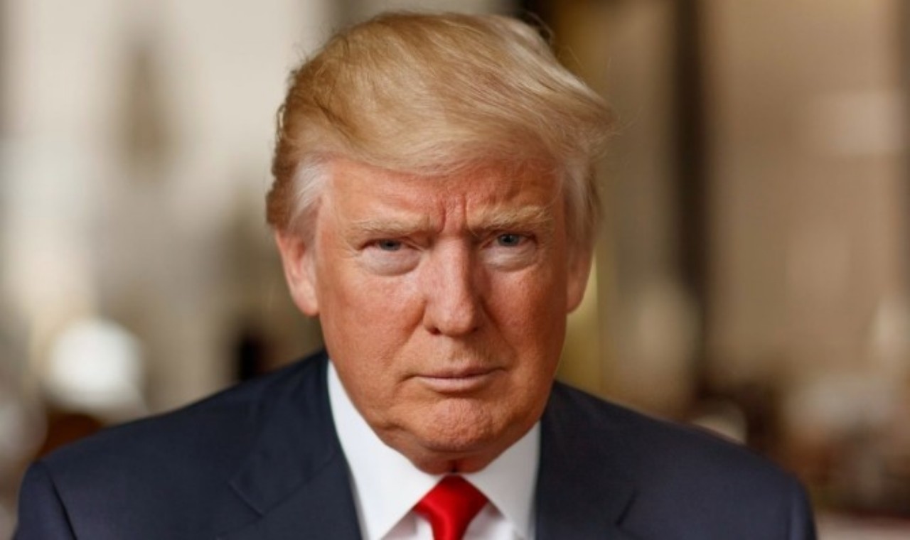 Trump Sebut Iran Hanya 'Pencitraan' Ancam Tutup Selat Hormuz Usai Diblokade AS