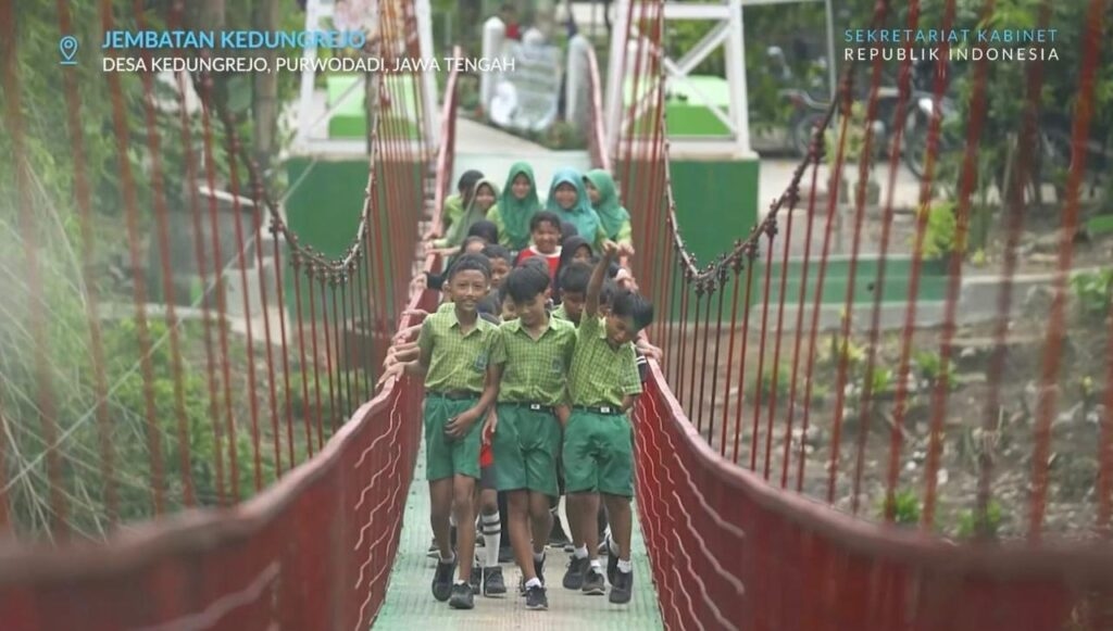 2.500 Jembatan Gantung Dibangun, Target 5.000 Jembatan Indonesia Rampung Akhir 2026