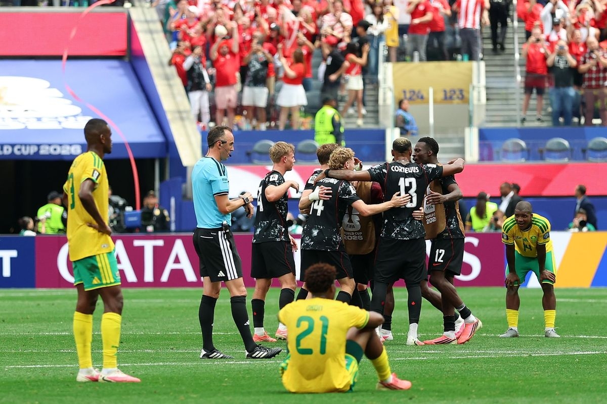 Tangis, Gol Menit 92, dan Pidato Membara! Kanada Ukir Sejarah Baru di Piala Dunia 2026