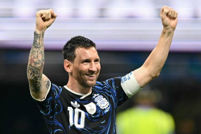 Gol Sama, Messi Tetap Nomor 1! Begini Aturan FIFA yang Bikin Mbappe Turun ke Posisi Kedua