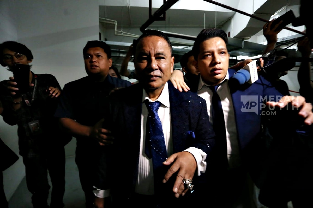 Langkah Berani Hotman Paris: Resmi! Membela Febrie Adriansyah di Tengah Pusaran Isu Korupsi Besar