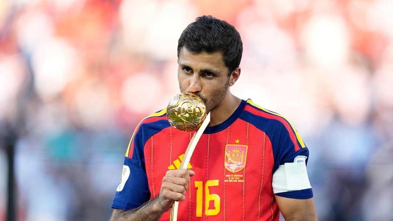 Transfer Rp1 Triliun Menggema! Real Madrid Siapkan Tawaran untuk Rodri, Manchester City Hadapi Dilema