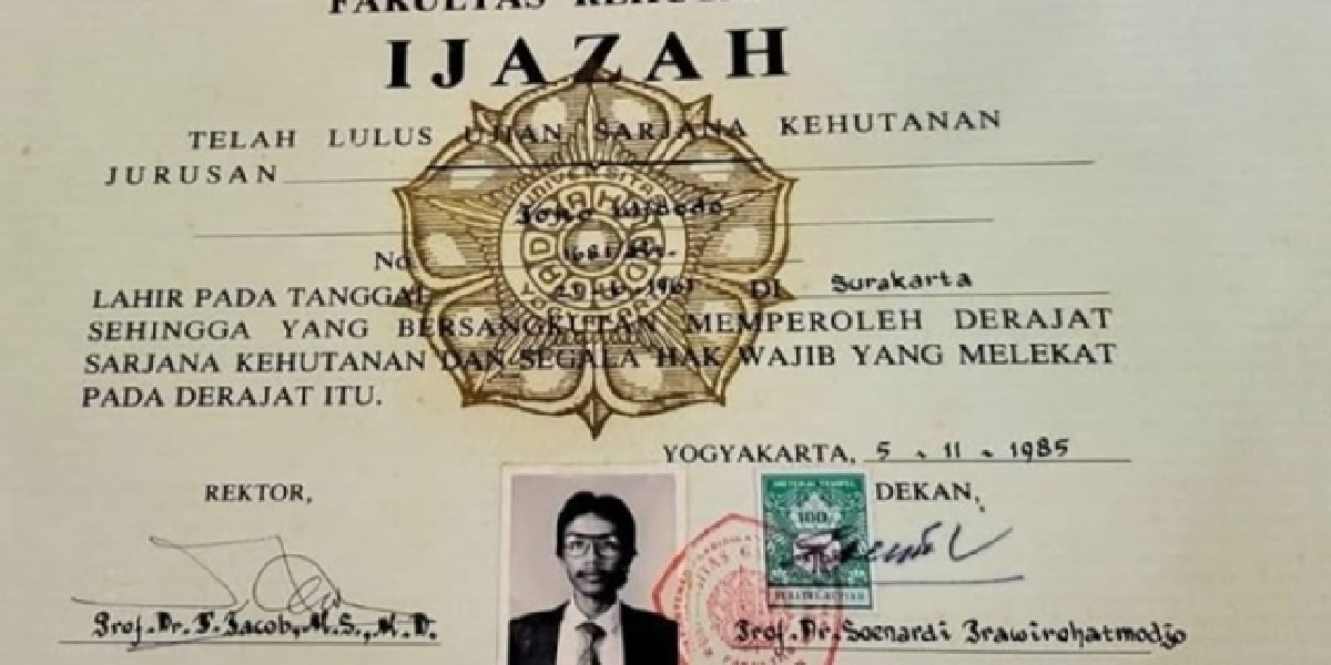 Rustam Effendi Klaim Tahu Sosok Pembuat Ijazah Jokowi, Sebut Dokumen Dibuat Tahun 2012