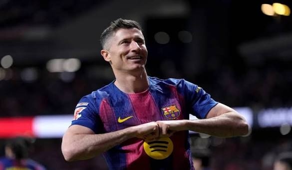 Fantastis! Lewandowski Tolak Gaji Rp3,8 Triliun dari Arab Saudi, Demi Bertahan di Barcelona