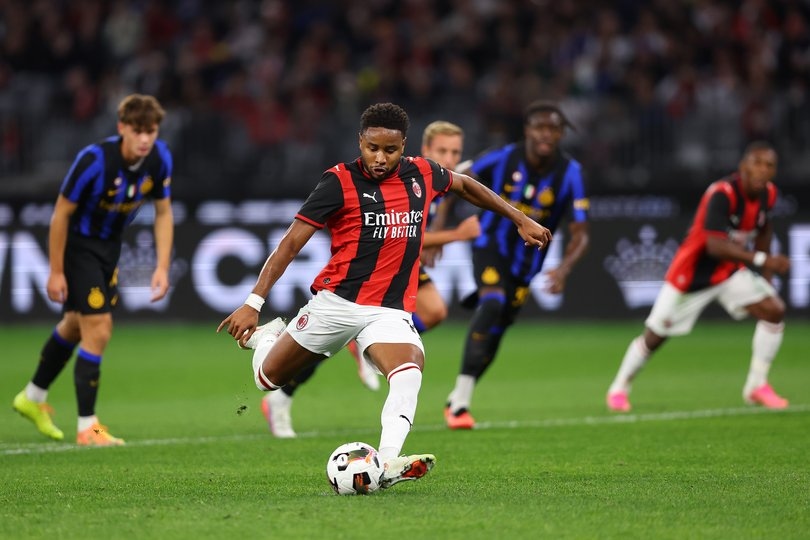 Penalti Christopher Nkunku Selamatkan AC Milan, Derby Milan Berakhir Imbang 1-1