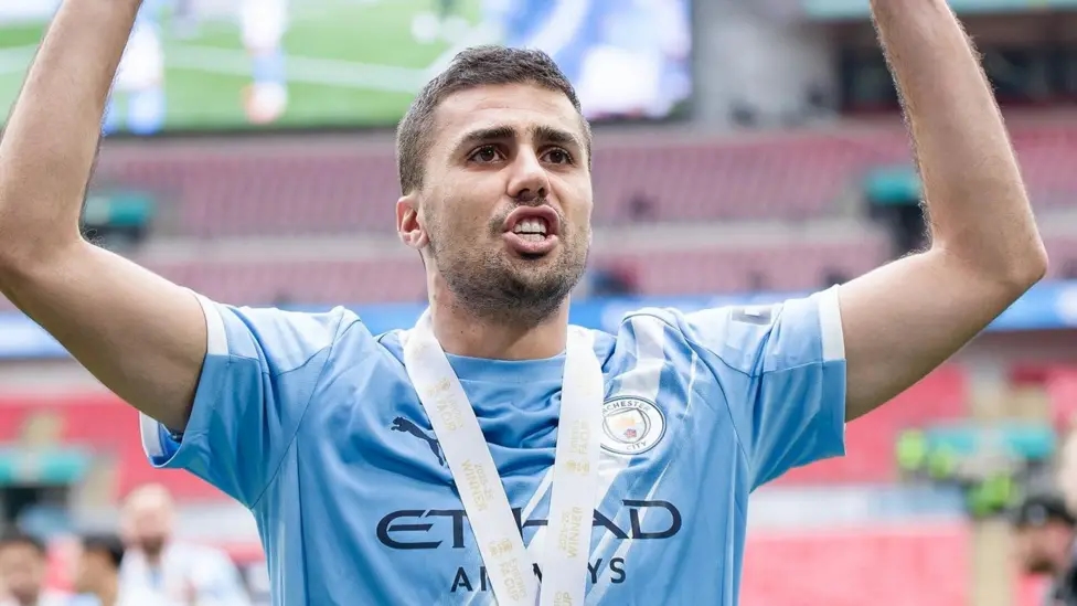 Demi Rodri, Barcelona Siap Gelontorkan Puluhan Juta Euro: Langkah Jenius atau Bumerang?