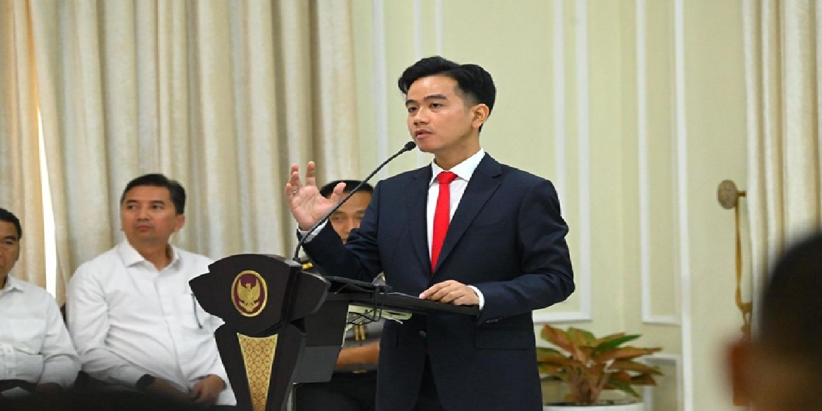 Roy Suryo Yakin Sayembara Ijazah Gibran Tak Berujung, Ada Klaim Mengejutkan di Baliknya
