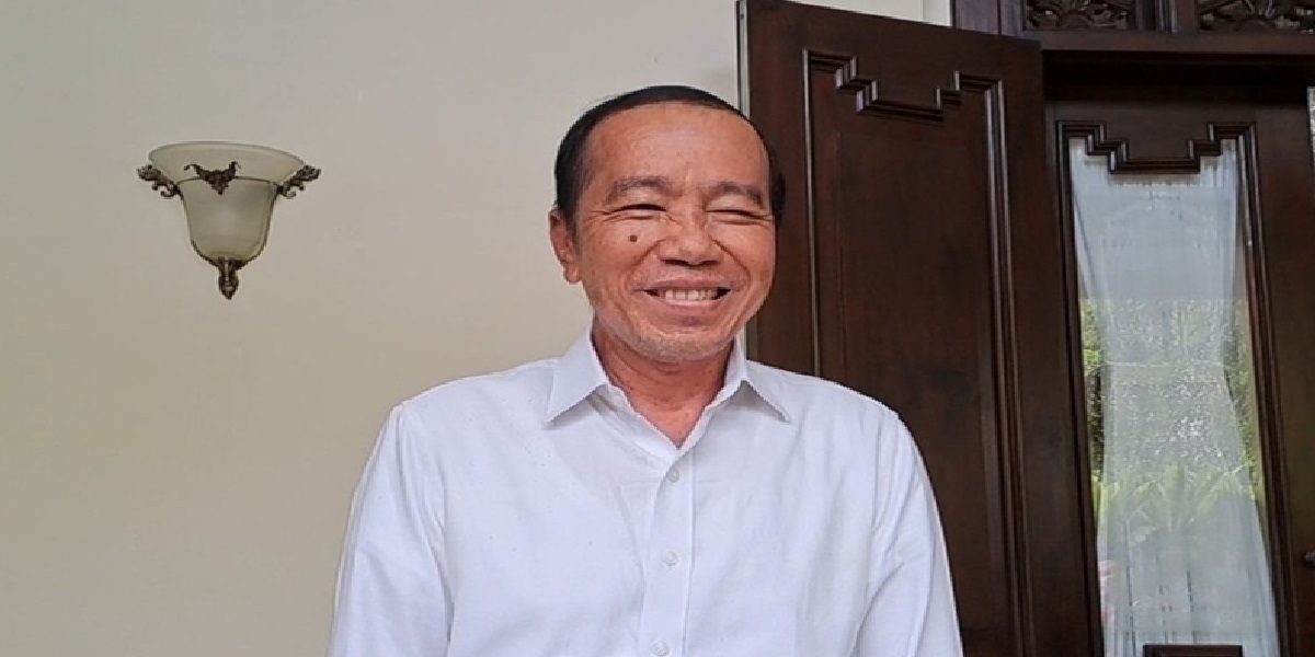 Guru Besar UGM Sentil Jokowi soal Polemik Ijazah, Ada Pesan Tegas 'Pak Jokowi Kembalilah'