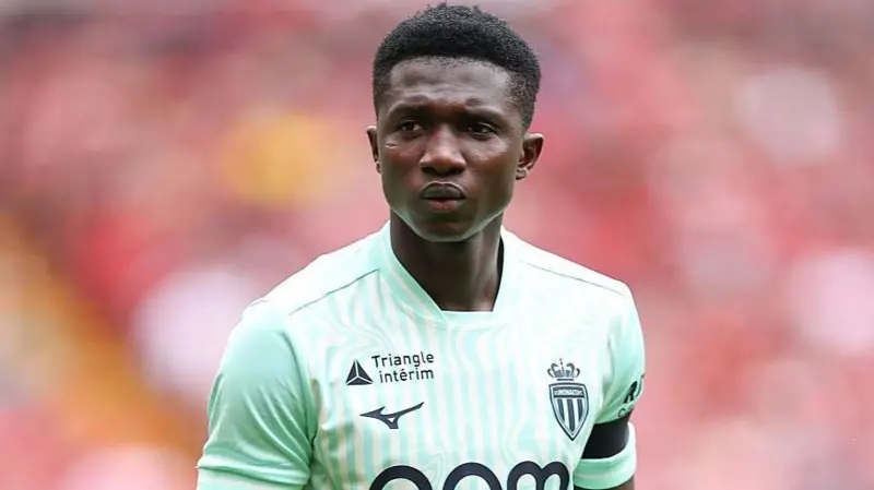 Bukan Cuma MU, 3 Klub Premier League Ikut Berebut Lamine Camara: Harganya Bikin Kaget