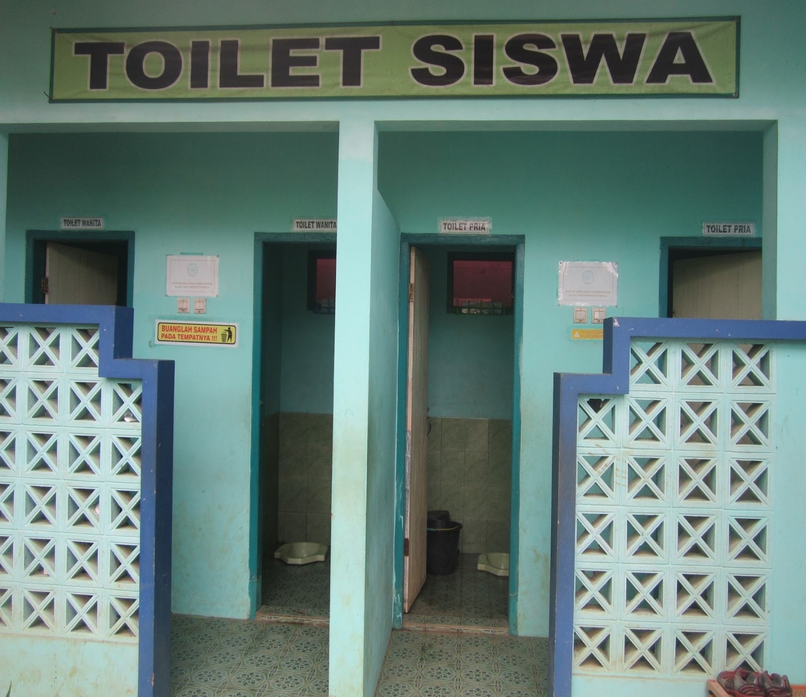 GURU di MUTASI Karena Tolak Bayar Jasa Toilet Rp. 500 Untuk SISWA 