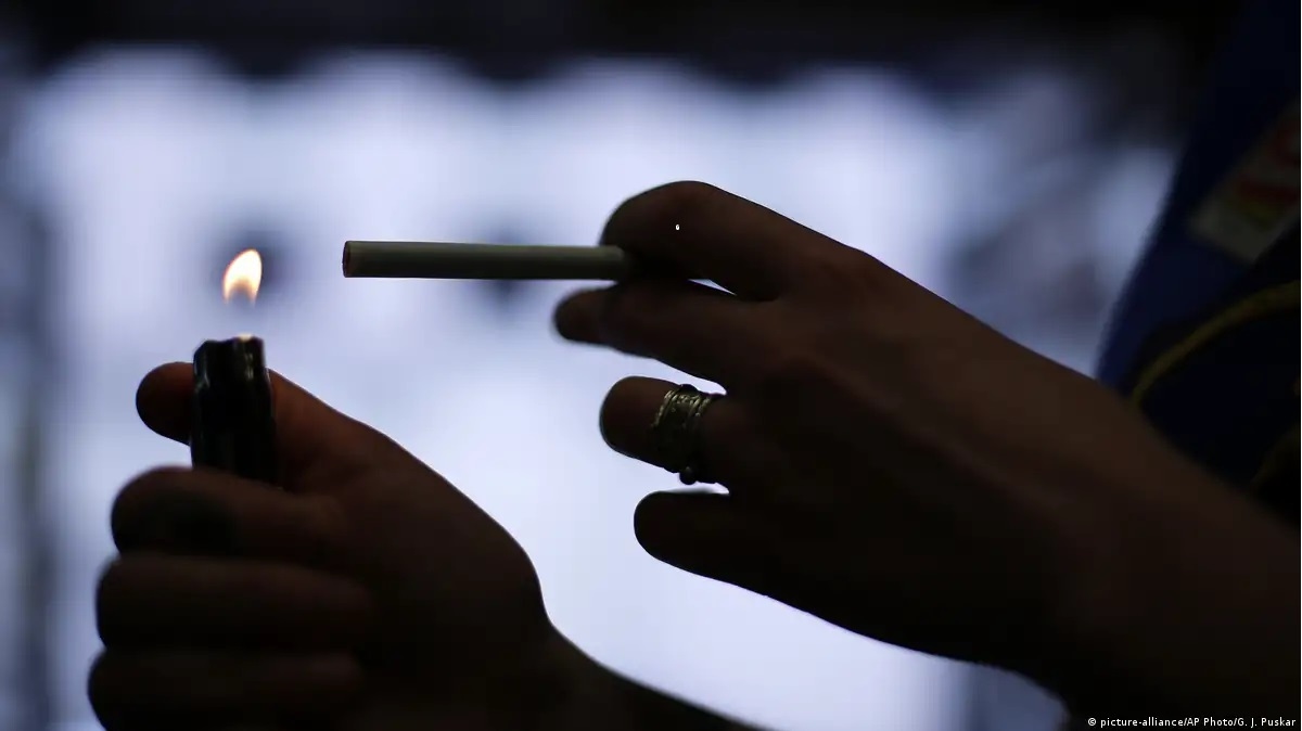 Hati-hati! Merokok Sembarangan di Jakarta Bisa Kena Denda Rp250 Ribu, Ini Detail Aturan Barunya