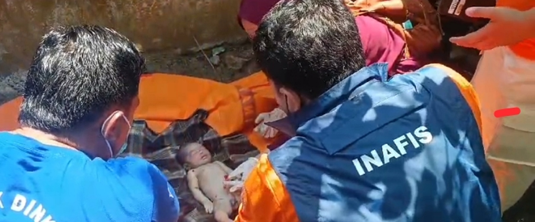 Polisi Selidiki Bayi Tak Bernyawa yang Ditemukan Tewas di Saluran Air