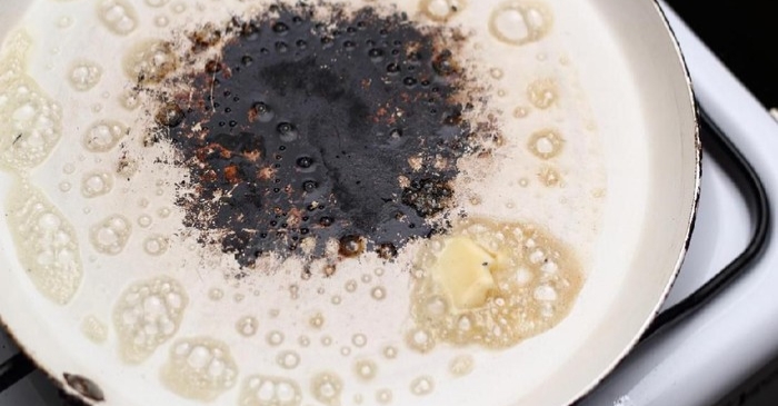 Ide Cerdas dan Kreatif: Wajan Gosong Bisa Jadi Kinclong, Cuma Modal Dua Bahan!