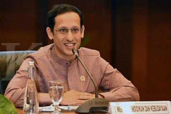 Usai Rapat Bersama Komisi X DPR RI, Nadiem Makarim Tegaskan Kenaikan UKT Hanya Berlaku bagi Mahasiswa Baru!