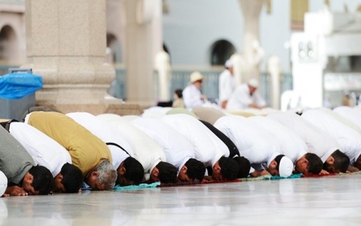 Tips Sholat Jumat Yang Baik dan Benar Sesuai Syariat Islam, Serta Keutamaan bagi Laki-laki yang sudah Balig