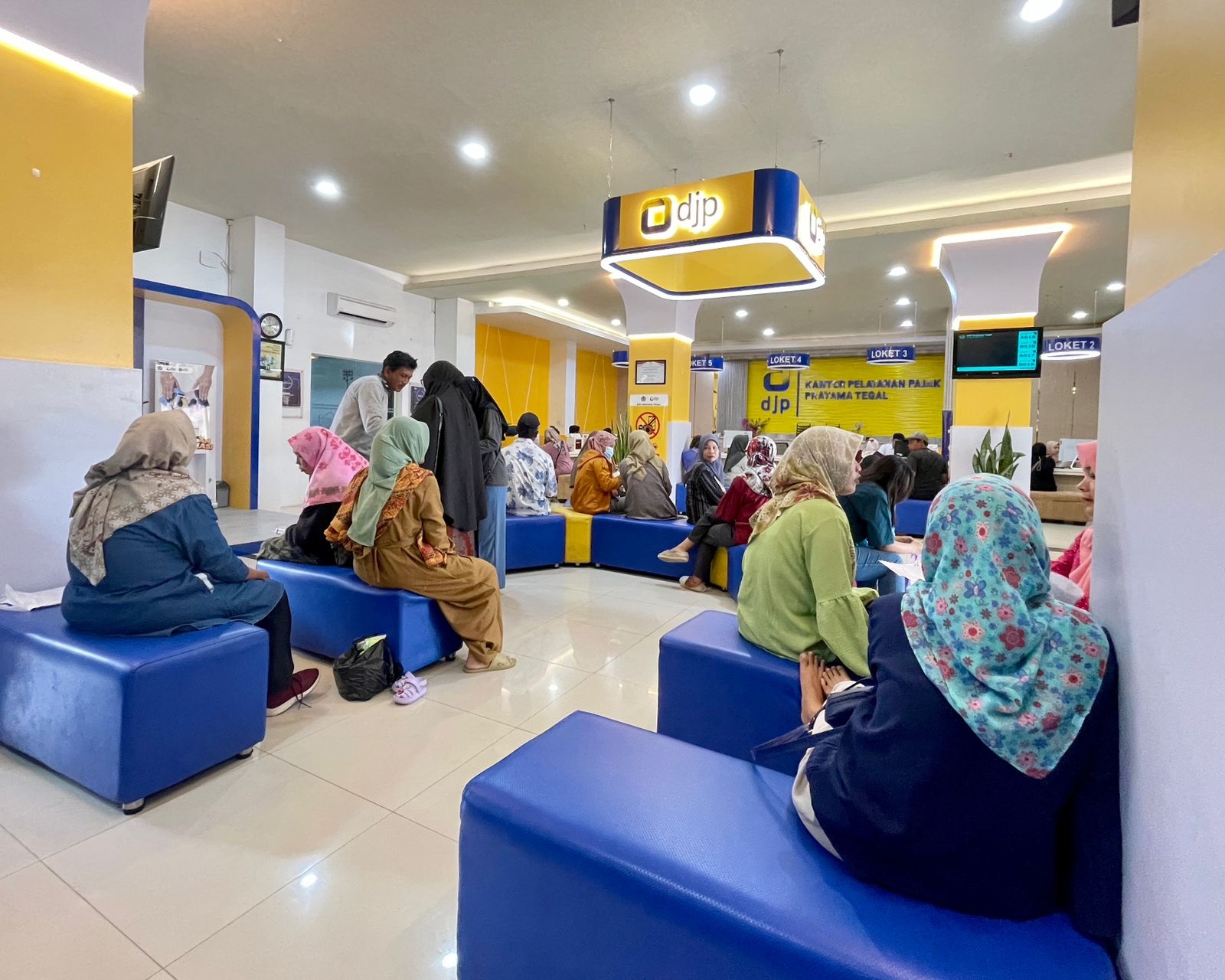 Hasan Nasbi: Pemerintah Tegaskan Hasil Pajak Dikembalikan ke Masyarakat, Dalam Bentuk Bantuan Sosial Hingga Subsidi BBM