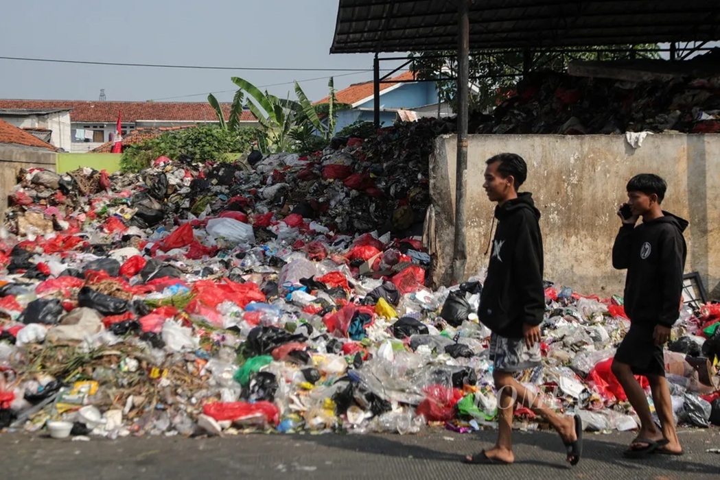 OPINI: Oceh Anak Pinggiran, Bau Busuk Bangkonol, Solusi Instan Sampah Tangsel, Bom Waktu Bagi Pandeglang!
