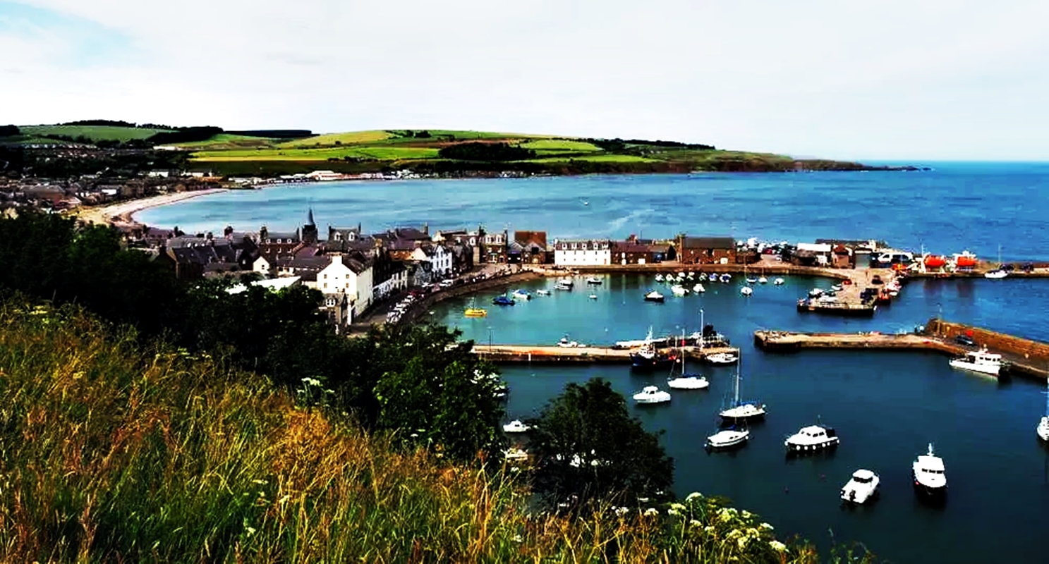 3 Destinasi Wajib Kunjung di Tanah Datar: Keindahan Sejarah dan Panorama Alam Bak Surga Dunia!