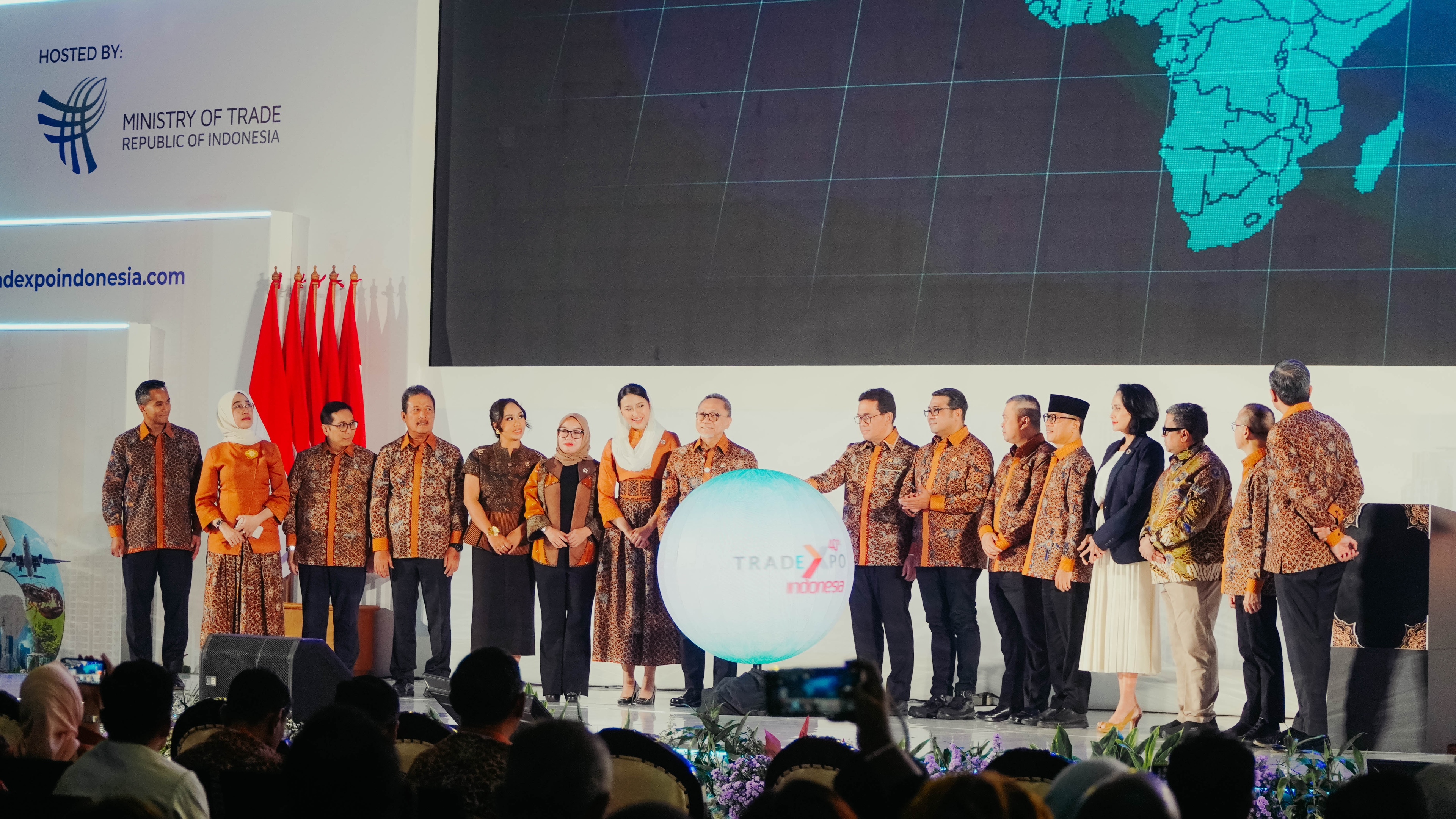 Bea Cukai Tangerang Perkuat Peran Ekspor Nasional di Trade Expo Indonesia 2025