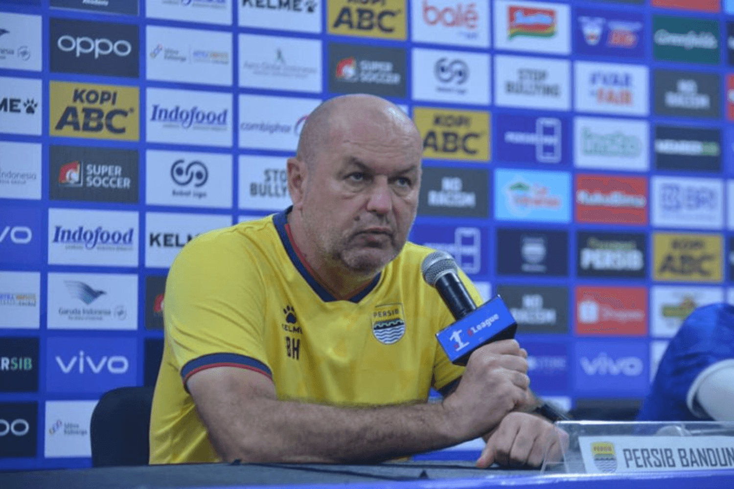 Persib Menjamu Malut United, Hodak Tegaskan Tim dalam Kondisi Siap