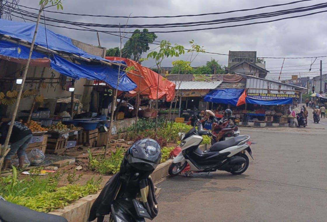 PKL Kembali Menjamur, Pedagang Pasar Anyar Keluhkan Janji Penertiban Wali Kota Tangerang