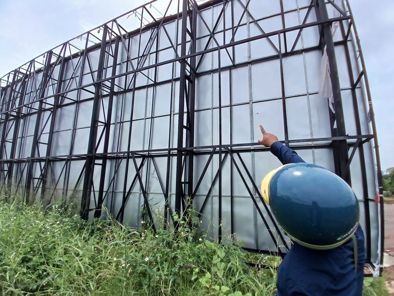 DPMPTSP Tangsel Batalkan Izin Reklame Raksasa di Jalan Promoter Serpong