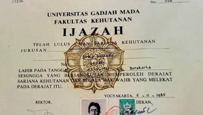 Dokumen Ijazah Jokowi Jadi Sorotan Lagi, Bonatua Silalahi Ungkap 9 Bagian yang Sempat Ditutup KPU