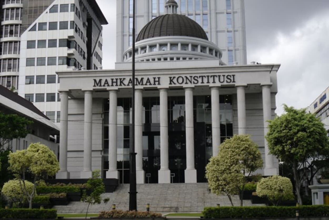 Politik Dinasti Digugat di MK, Aturan Pencalonan Presiden Diminta Diperketat!