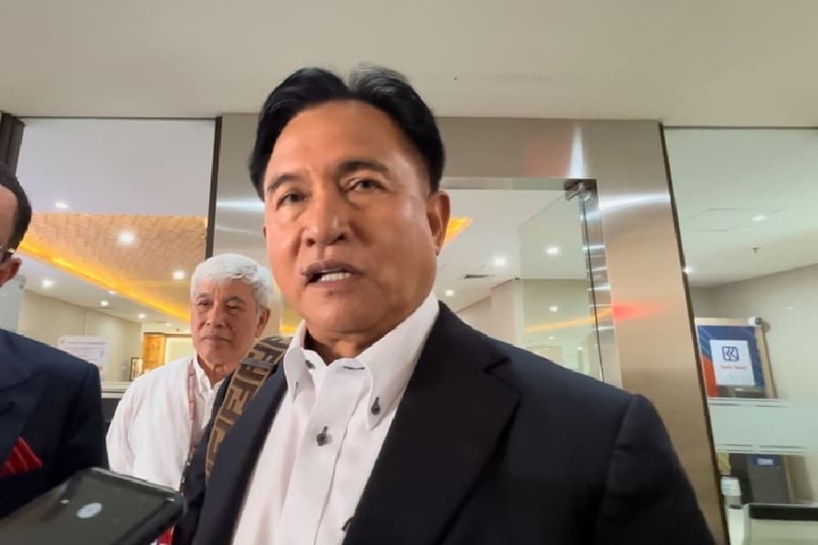Namanya Dicatut Yusril Tegas Bantah Pernah Nyatakan Status Keaslian Ijazah Jokowi