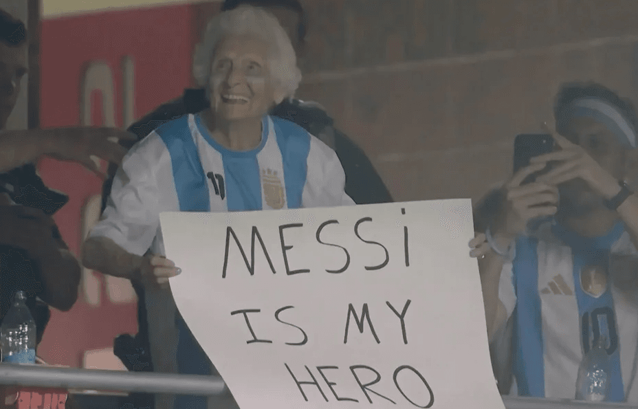 Tak Pernah Absen Dukung Messi, Nenek 100 Tahun Ini Kembali Viral Saat Argentina Kalahkan Swiss