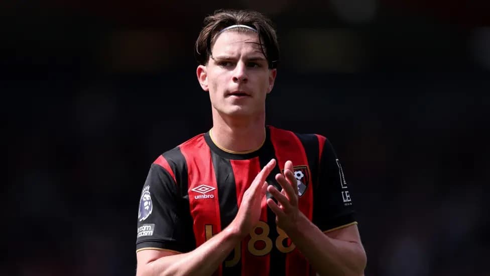 Enzo Fernandez Makin Diburu Man City, Chelsea Langsung Bergerak: Alex Scott Jadi Pengganti dengan Harga Selangit!