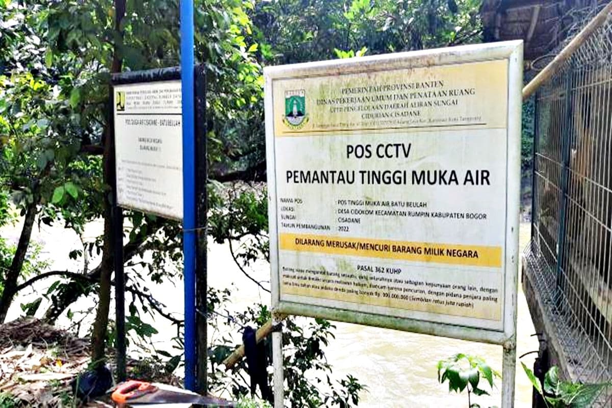 Waspada! Sungai Cisadane Tercemar Racun Pestisida, Warga Dilarang Konsumsi Ikan 'Mabuk'!