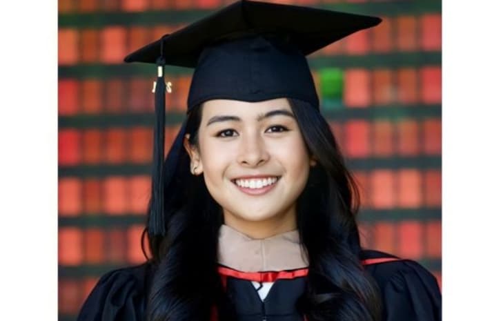 Sering Dipakai saat Wisuda, Ini Asal Usul Toga dan Maknanya!