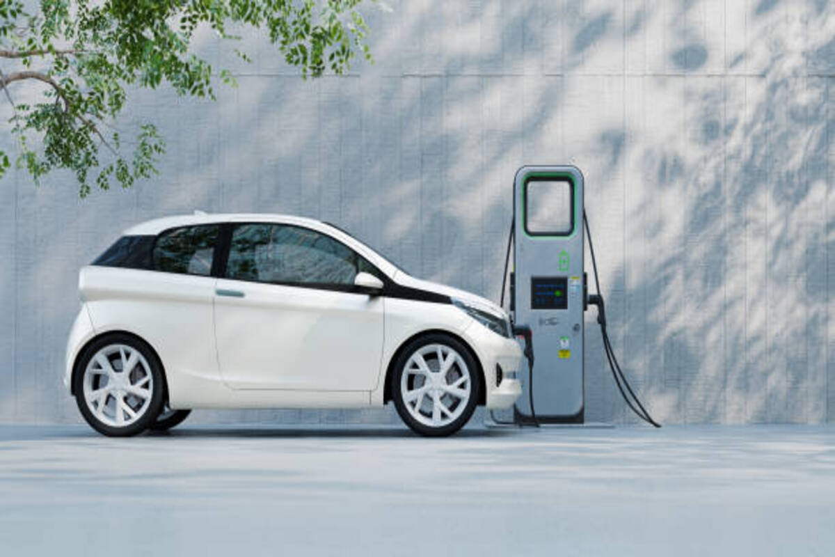 Mobil Listrik Tak Lagi Bebas Pajak, Ini Penjelasan Aturan Baru dan Dampaknya bagi Masyarakat