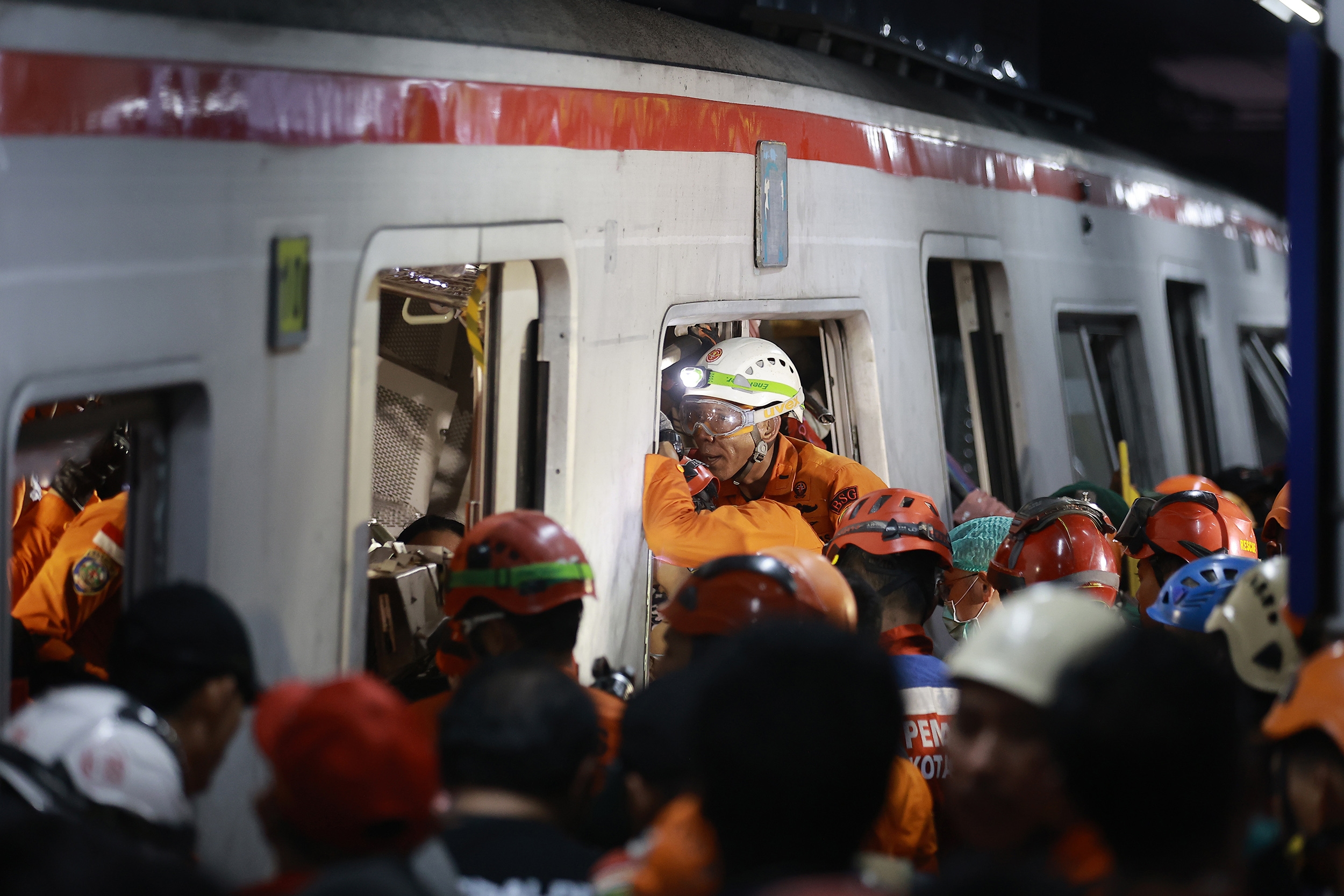 Fakta Baru Tragedi Kecelakaan Kereta di Bekasi Timur Terkuak Polisi Sebut Korban Tewas Alami Luka Fatal di Banyak Bagian Tubuh