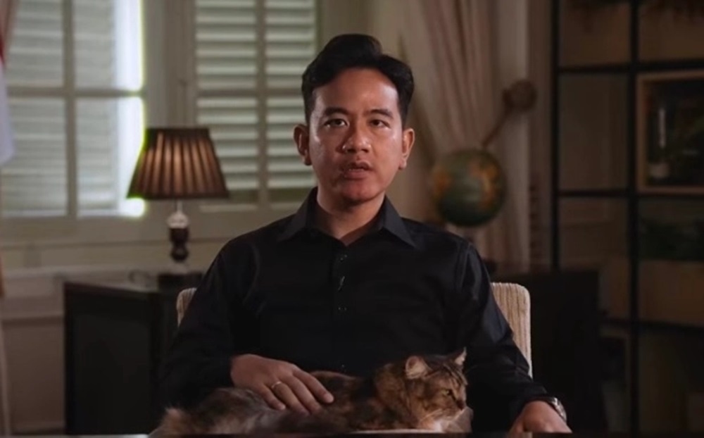 Mengapa Prabowo Diminta Ganti Gibran Sebelum 20 Oktober 2026? Ini Penjelasan Denny Indrayana