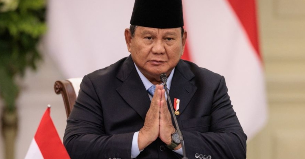 Denny Indrayana Beberkan Aturan UUD 1945, Ini yang Terjadi Jika Prabowo Berhalangan Menjabat