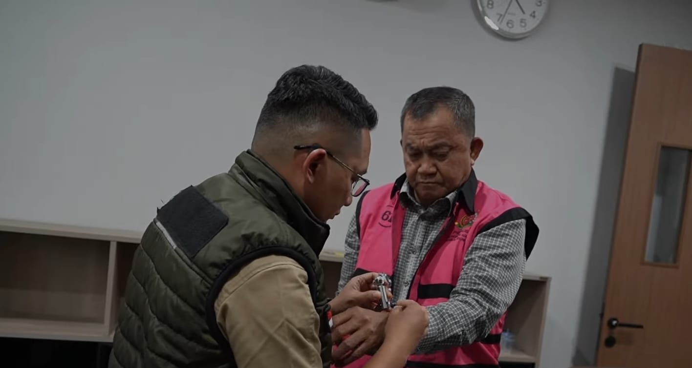 Kejagung Ungkap Chat Lodewyk Pusung dengan Istri Jadi Bukti Dugaan Korupsi MBG