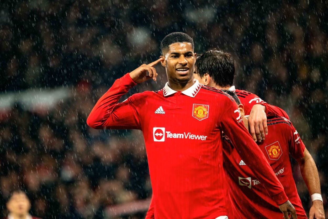 Marcus Rashford Balik ke MU, Michael Carrick Beri Sinyal Mengejutkan: Comeback Besar Dimulai?