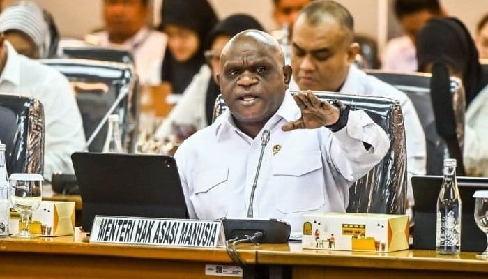 Menteri HAM Kecam Kasus Penyiraman Air Keras Aktivis KontraS Andrie Yunus, Natalius Pigai: Negara Tak Boleh Diam!