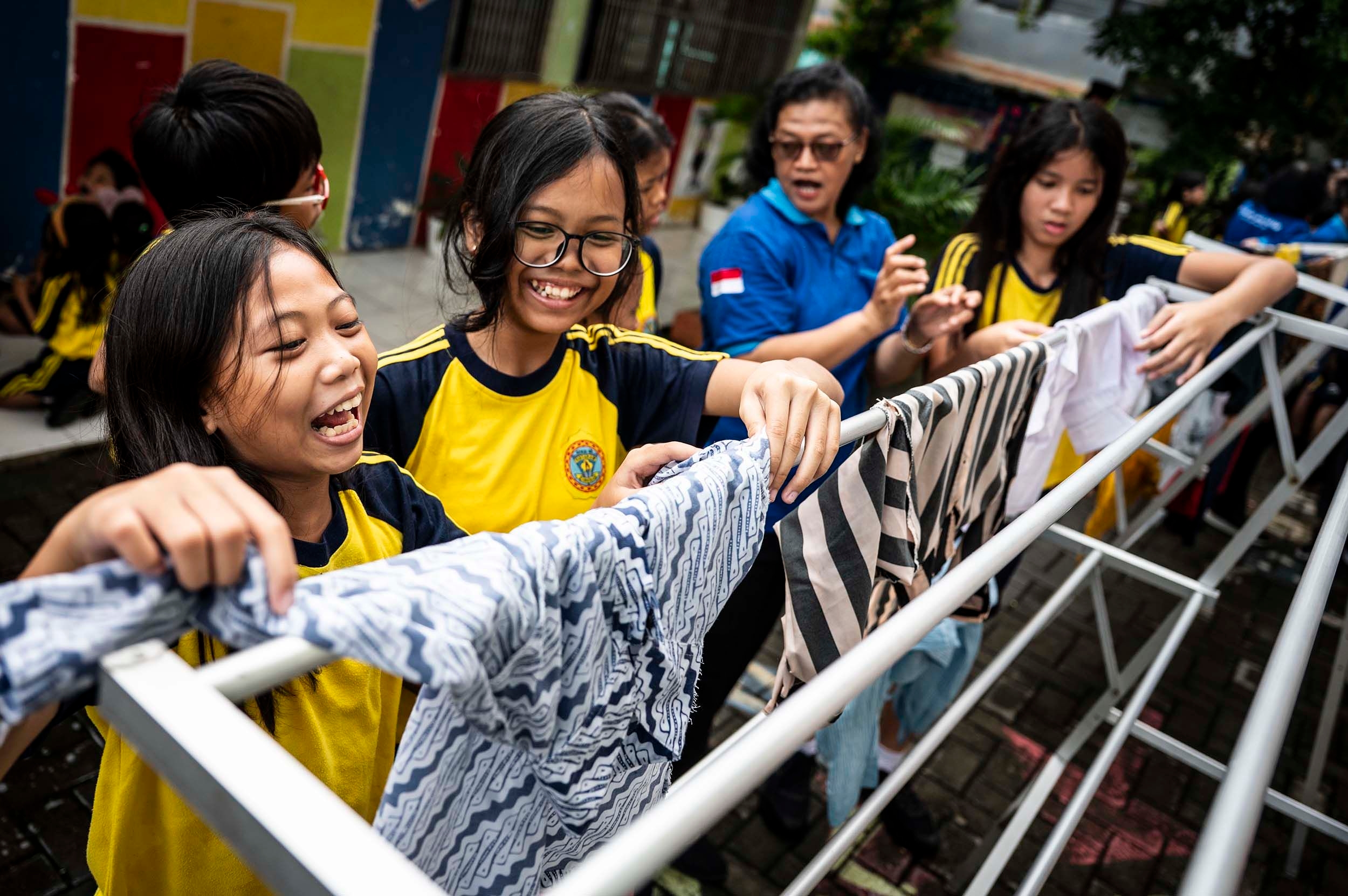 Cara Menggunakan Mesin Cuci 2 Tabung yang Benar, Air dan Sabun Saja Ternyata Bisa Rusak Mesin Cuci?