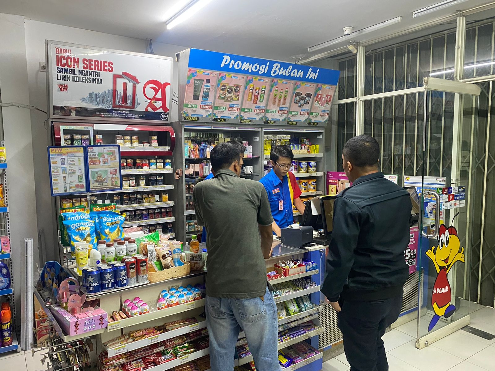 Komplotan Perampok Minimarket di Tangerang Menggasak Uang Rp 10 Juta juga Sepeda Motor