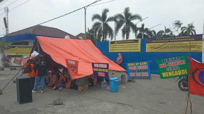 Buruh Kabupaten Serang Minta Kenaikan Upah 20 Persen, Disnakertrans Belum Punya Jawaban