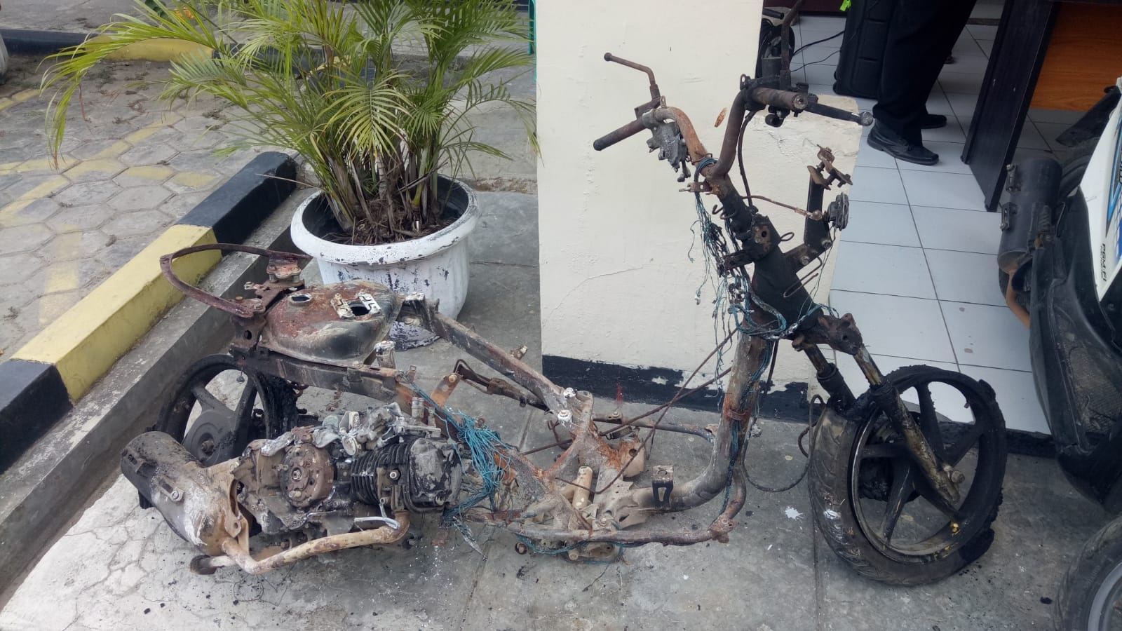 Pelaku Curanmor di Serang Nekat Bakar Motor Curian karena Tidak Bisa Hidup